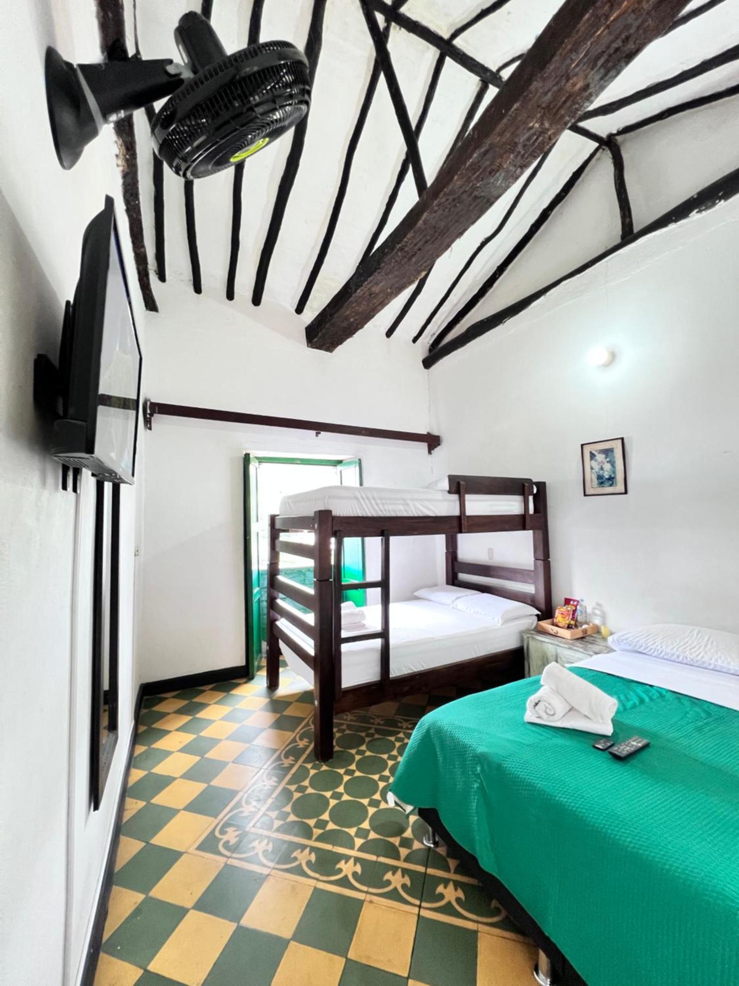 Green Door San Gil Luaran gambar